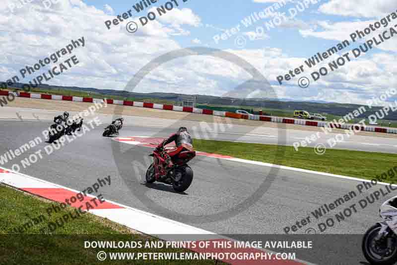 cadwell no limits trackday;cadwell park;cadwell park photographs;cadwell trackday photographs;enduro digital images;event digital images;eventdigitalimages;navarra;no limits trackdays;peter wileman photography;racing digital images;trackday digital images;trackday photos